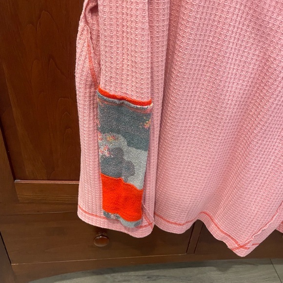 Free People We the Free Waffle Knit Thermal Top Women's XS Oversized Stretch - Picture 4 of 5